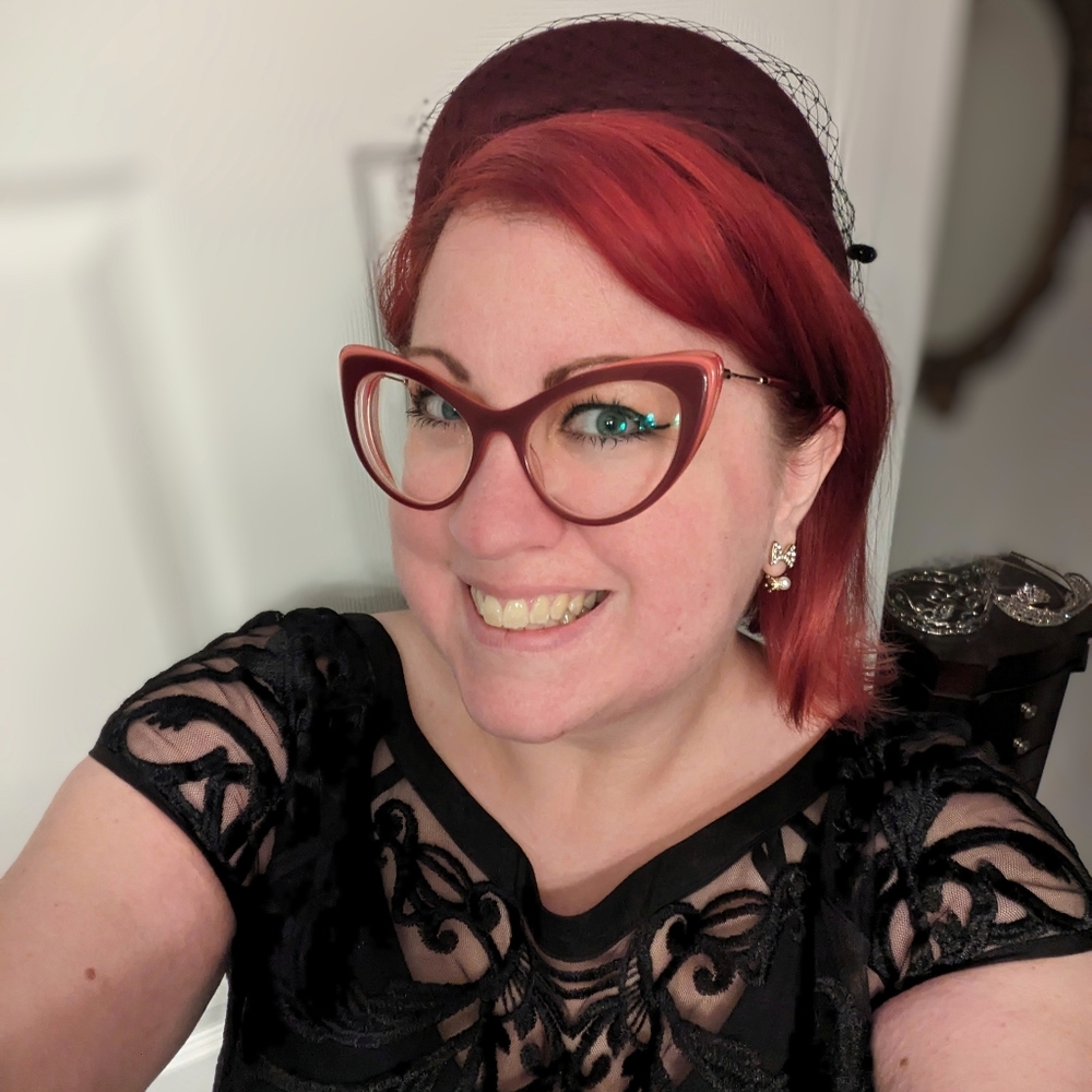 Meet your Posher, Ashley